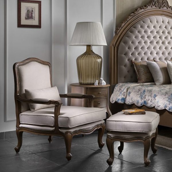 Custom Bedroom Chairs – Comfort & Style