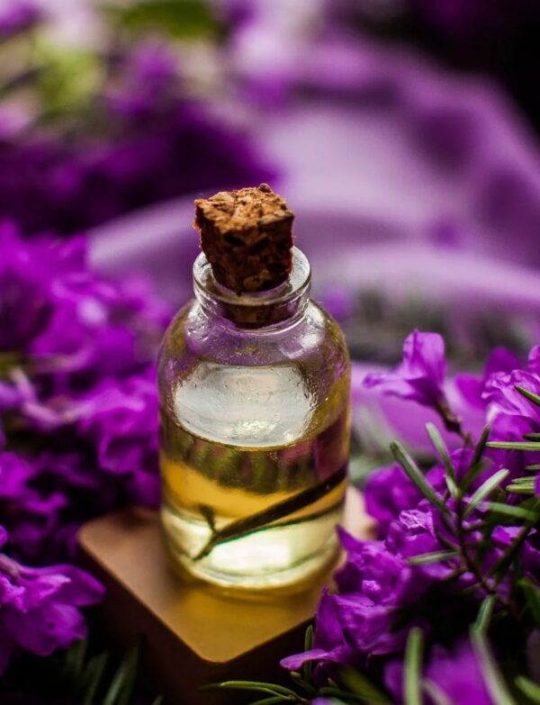 Lavender Oil – Relaxation & Skin Soothing Therapy